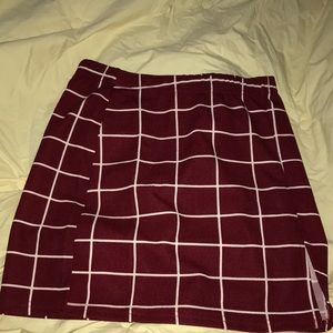 I’m selling a geometric patterned mini slit skirt